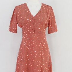 mode 1950 robe rose a pois