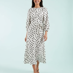 Robes À Pois Blanc Longue Ceinture Avec Encolure Ronde Manches Bouffantes